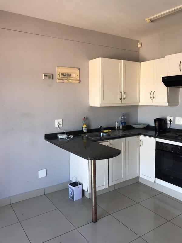 To Let 2 Bedroom Property for Rent in Grahamstown Central Eastern Cape